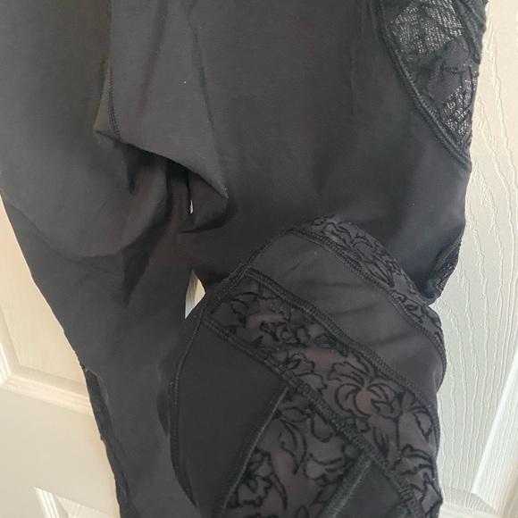 Lululemon Wunder Under High-Rise Tight* Flocked 28" - Picture 6 of 7